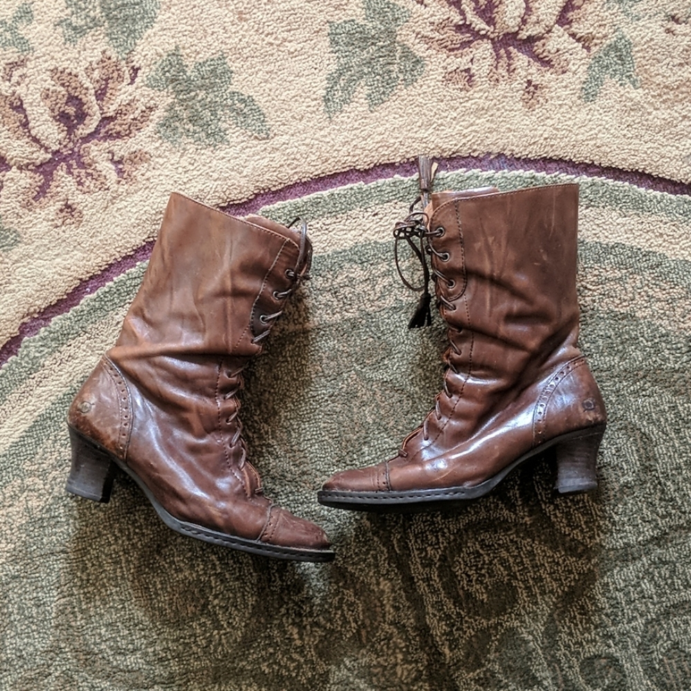 Western style BORN heeled boots